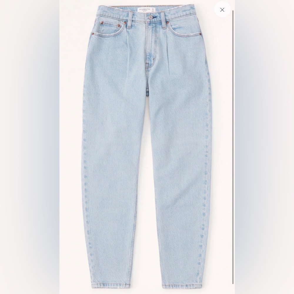 SOLD Abercrombie and Fitch Curve Love High Rise 80s Mom Jeans size 27 light blue